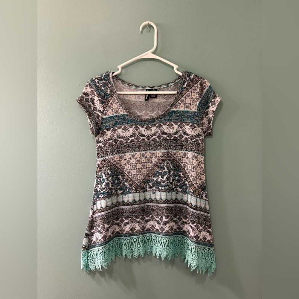 NWOT … NO COMMENT “Size: S” Lace Trimmed Top